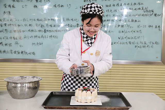 学厨师&学烘焙,究竟什么年龄更适合?